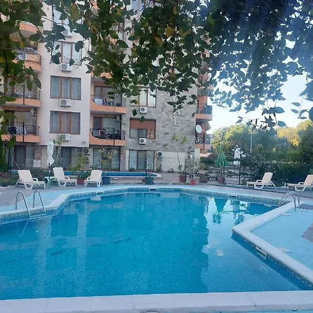 бриз 16 Apartman