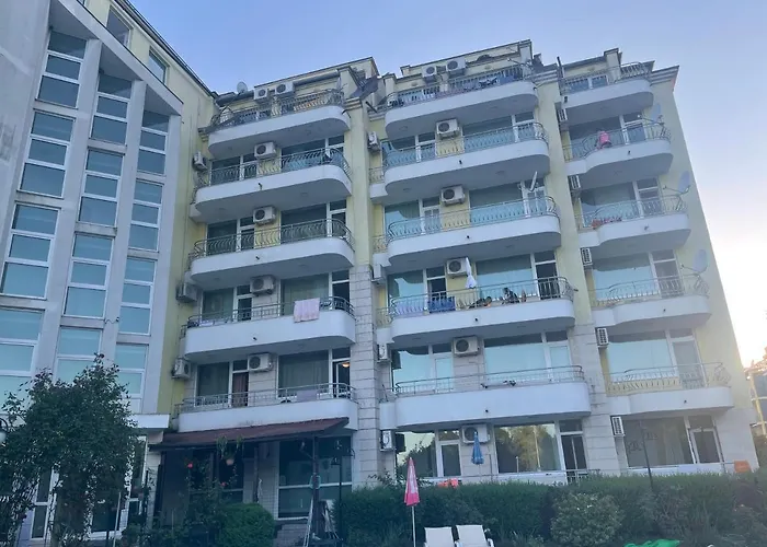 бриз 16 Sunny Beach